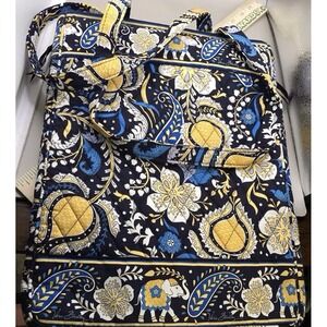 Vera Bradley Ellie Blue Retired Fabric Covered Hardshell Laptop Portfolio